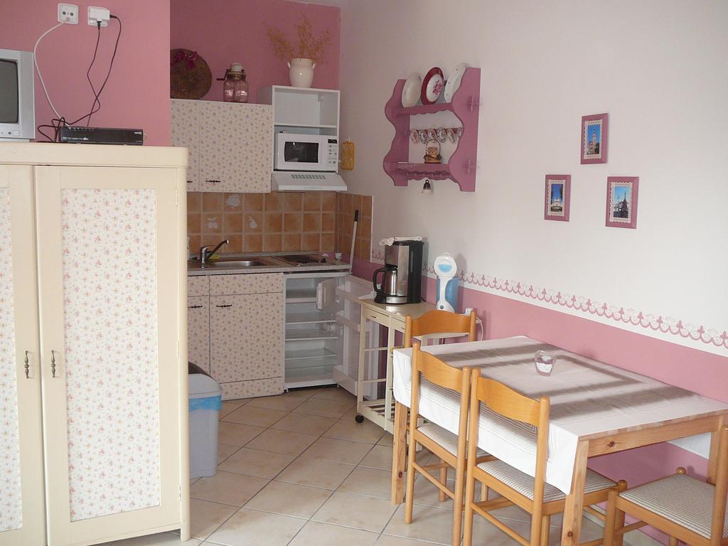 La Ferme De Sissi Apartment Smrzice Cameră foto
