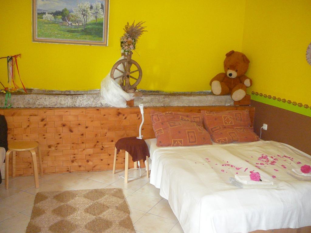 La Ferme De Sissi Apartment Smrzice Cameră foto