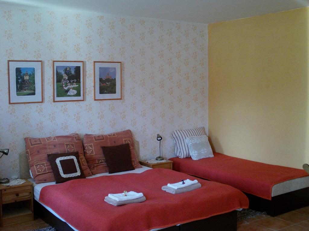La Ferme De Sissi Apartment Smrzice Cameră foto